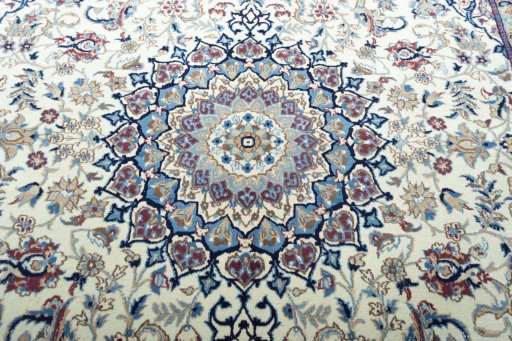 Central medallion detail of 2000s Nain rug from Iran / Persia
