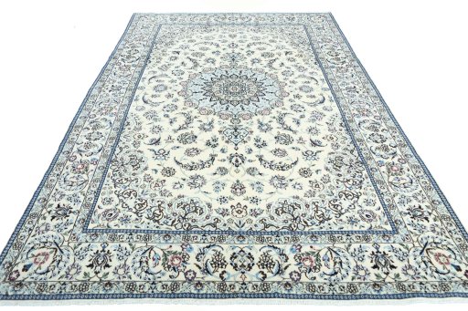 Surface texture of New Nain rug with natural Wool and intricate pattern