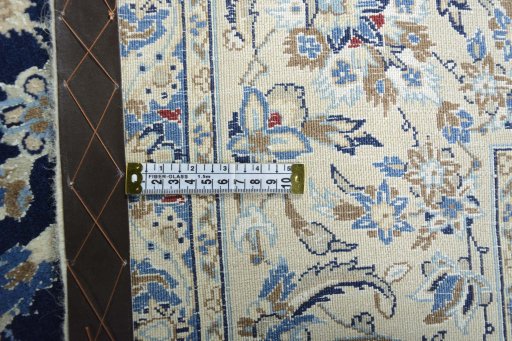 Central medallion detail of 2000s Nain rug from Iran / Persia