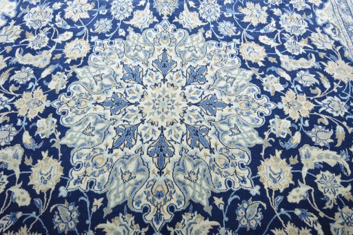 Central medallion detail of 2000s Nain rug from Iran / Persia