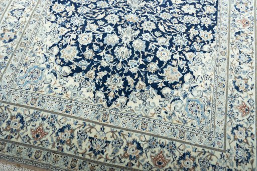 Close-up detail of 1970s Nain rug from Iran / Persia showing Cork weave
