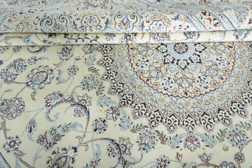 Central medallion detail of New Nain rug from Iran / Persia