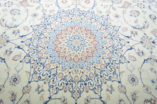 Central medallion detail of 2000s Nain rug from Iran / Persia