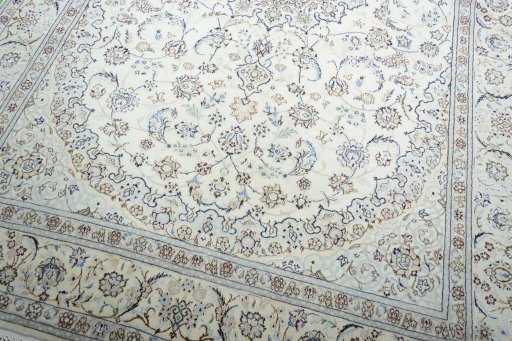 Close-up detail of New Nain rug from Iran / Persia showing Cork weave