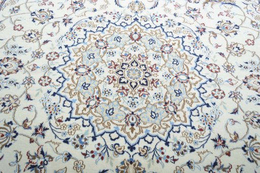 Central medallion detail of New Nain rug from Iran / Persia