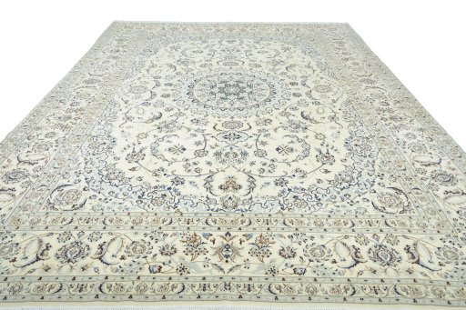 Surface texture of New Nain rug with natural Wool and intricate pattern