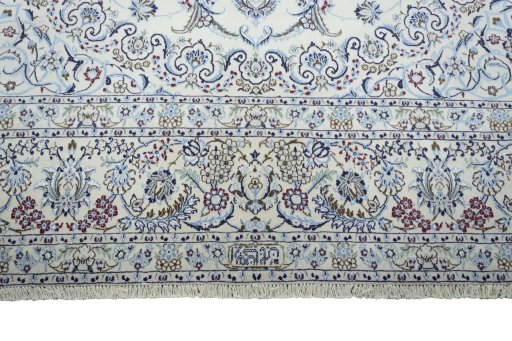 Close-up detail of New Nain rug from Iran / Persia showing Wool weave