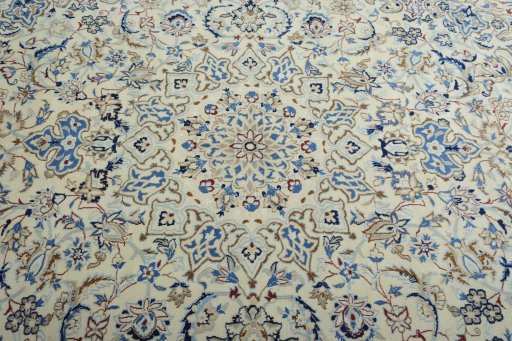 Central medallion detail of New Nain rug from Iran / Persia