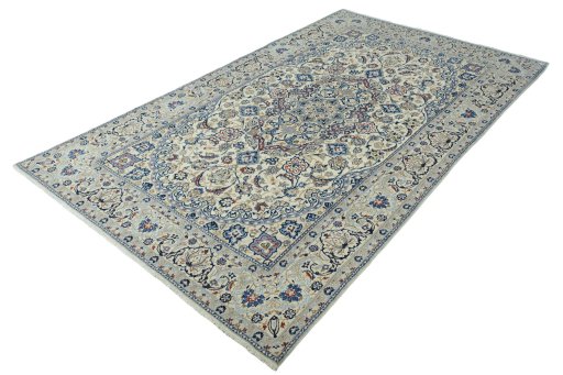 Corner detail of New Nain rug showing border pattern and Wool pile