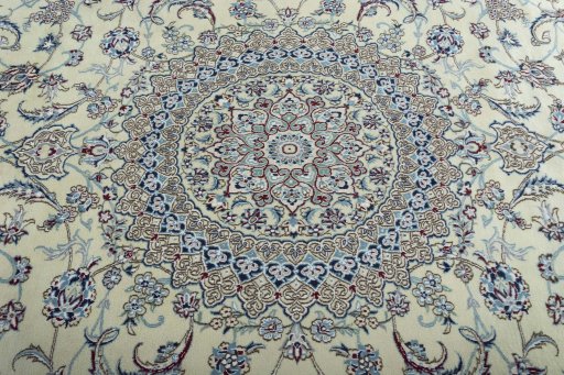 Central medallion detail of 2000s Nain rug from Iran / Persia