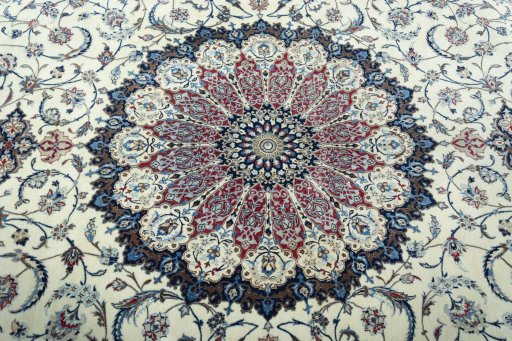 Central medallion detail of 2000s Nain rug from Iran / Persia