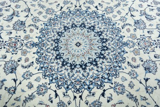 Central medallion detail of 2000s Nain rug from Iran / Persia