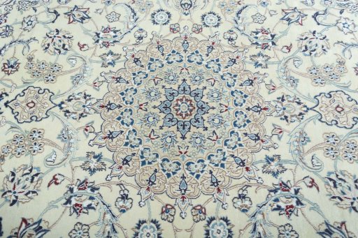 Central medallion detail of 2000s Nain rug from Iran / Persia