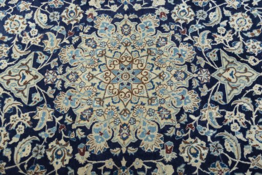 Central medallion detail of 2000s Nain rug from Iran / Persia