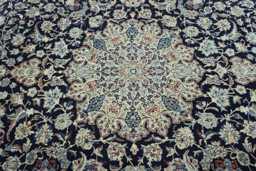 Central medallion detail of 2000s Nain rug from Iran / Persia