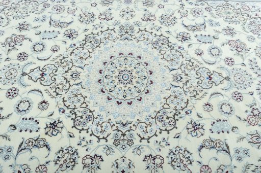 Central medallion detail of 2000s Nain rug from Iran / Persia
