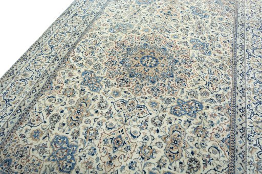 Close-up detail of 1970s Nain rug from Iran / Persia showing Cork weave