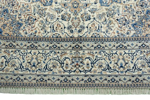 Central medallion detail of 1970s Nain rug from Iran / Persia