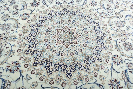 Central medallion detail of 2000s Nain rug from Iran / Persia