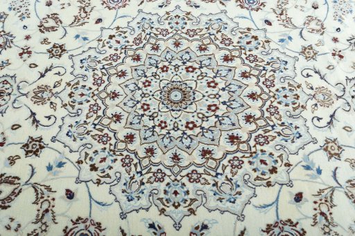 Central medallion detail of 2000s Nain rug from Iran / Persia