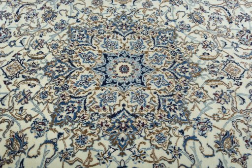 Central medallion detail of 2000s Nain rug from Iran / Persia