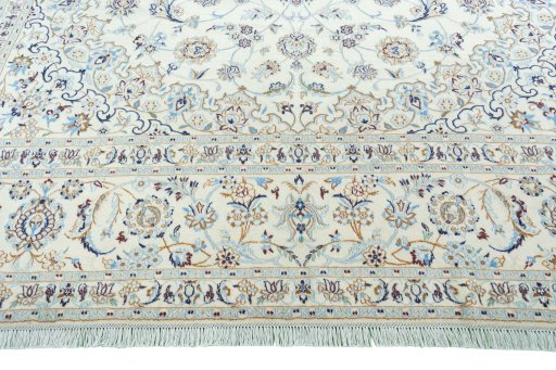 Full view of New Nain rug from Iran / Persia, 420 × 305 cm in Beige tones