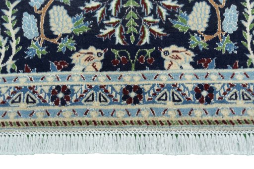 Central medallion detail of 2000s Nain rug from Iran / Persia
