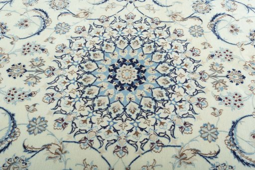 Central medallion detail of 2000s Nain rug from Iran / Persia