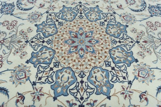 Central medallion detail of 2000s Nain rug from Iran / Persia
