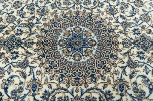 Central medallion detail of 2000s Nain rug from Iran / Persia