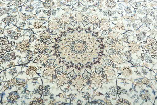 Central medallion detail of 2000s Nain rug from Iran / Persia