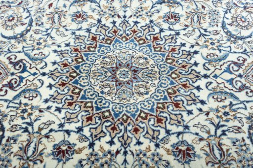 Central medallion detail of 2000s Nain rug from Iran / Persia