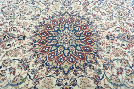 Central medallion detail of 2000s Nain rug from Iran / Persia