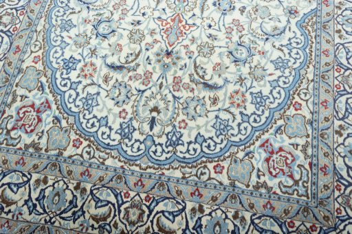 Close-up detail of Unknown Nain rug from Iran / Persia showing Wool weave