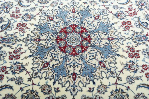Central medallion detail of 2000s Nain rug from Iran / Persia