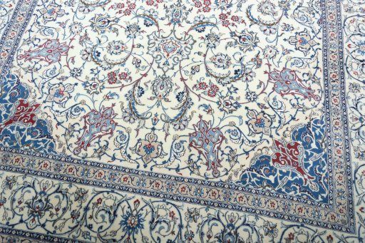 Close-up detail of 2000s Nain rug from Iran / Persia showing Cork weave