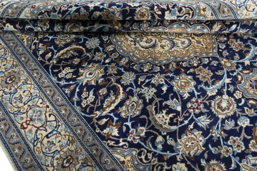 Close-up detail of Unknown Nain rug from Iran / Persia showing Wool weave