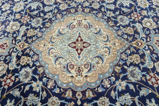 Central medallion detail of 2000s Nain rug from Iran / Persia