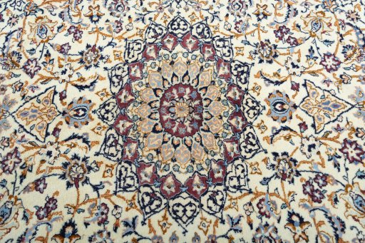 Central medallion detail of 2000s Nain rug from Iran / Persia