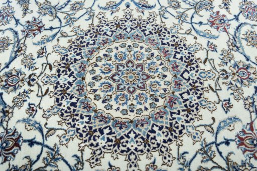 Central medallion detail of 2000s Nain rug from Iran / Persia