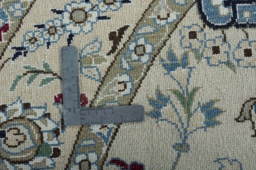 Corner detail of New Nain rug showing border pattern and Wool pile