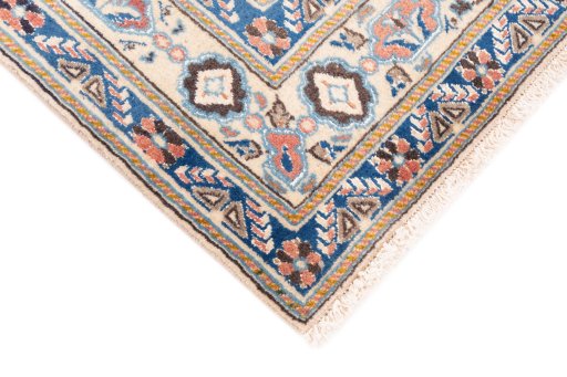 Central medallion detail of 2004s Nain rug from Iran / Persia