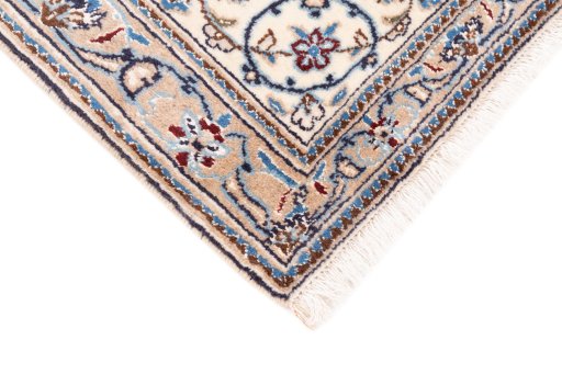 Central medallion detail of 1985s Nain rug from Iran / Persia