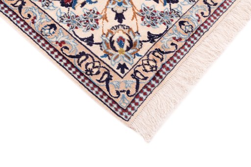 Central medallion detail of 1988s Nain rug from Iran / Persia