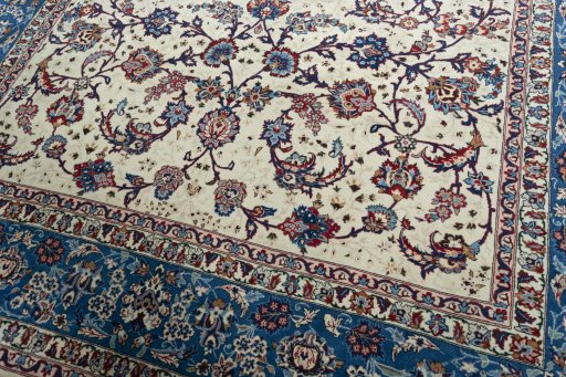 Close-up detail of 2000s Najafabad rug from Iran / Persia showing Wool weave
