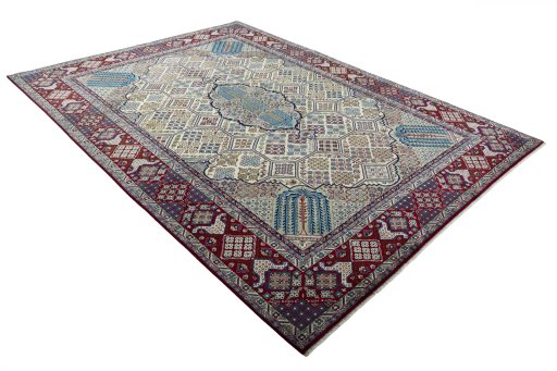 Close-up detail of 2000s Najafabad rug from Iran / Persia showing Wool weave