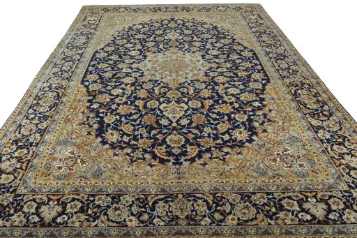 Surface texture of 2000s Najafabad rug with natural Wool and intricate pattern