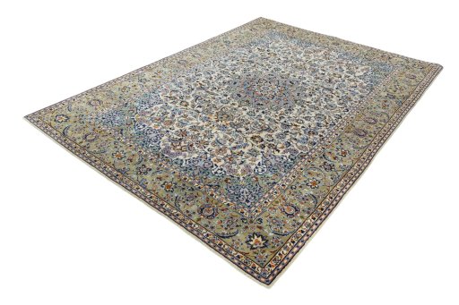 Corner detail of 2000s Najafabad rug showing border pattern and Wool pile