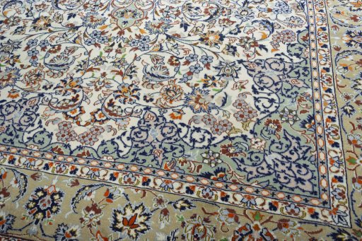 Close-up detail of 2000s Najafabad rug from Iran / Persia showing Wool weave