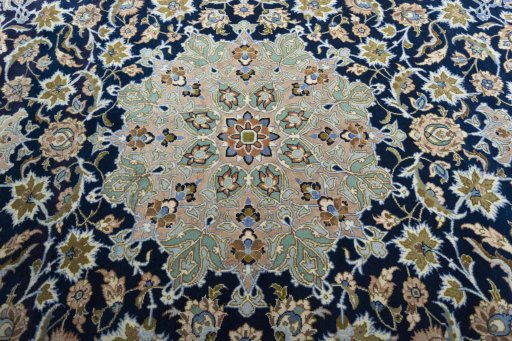 Central medallion detail of 2000s Najafabad rug from Iran / Persia
